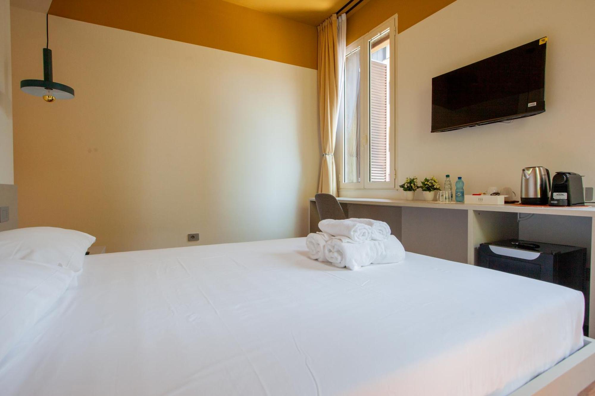 Hotel Cvm 19 Mailand Exterior foto